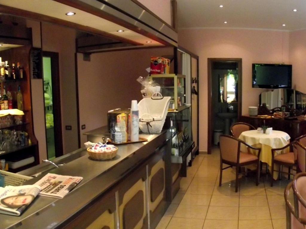 Hotel Motel Ovest Vittuone المظهر الخارجي الصورة