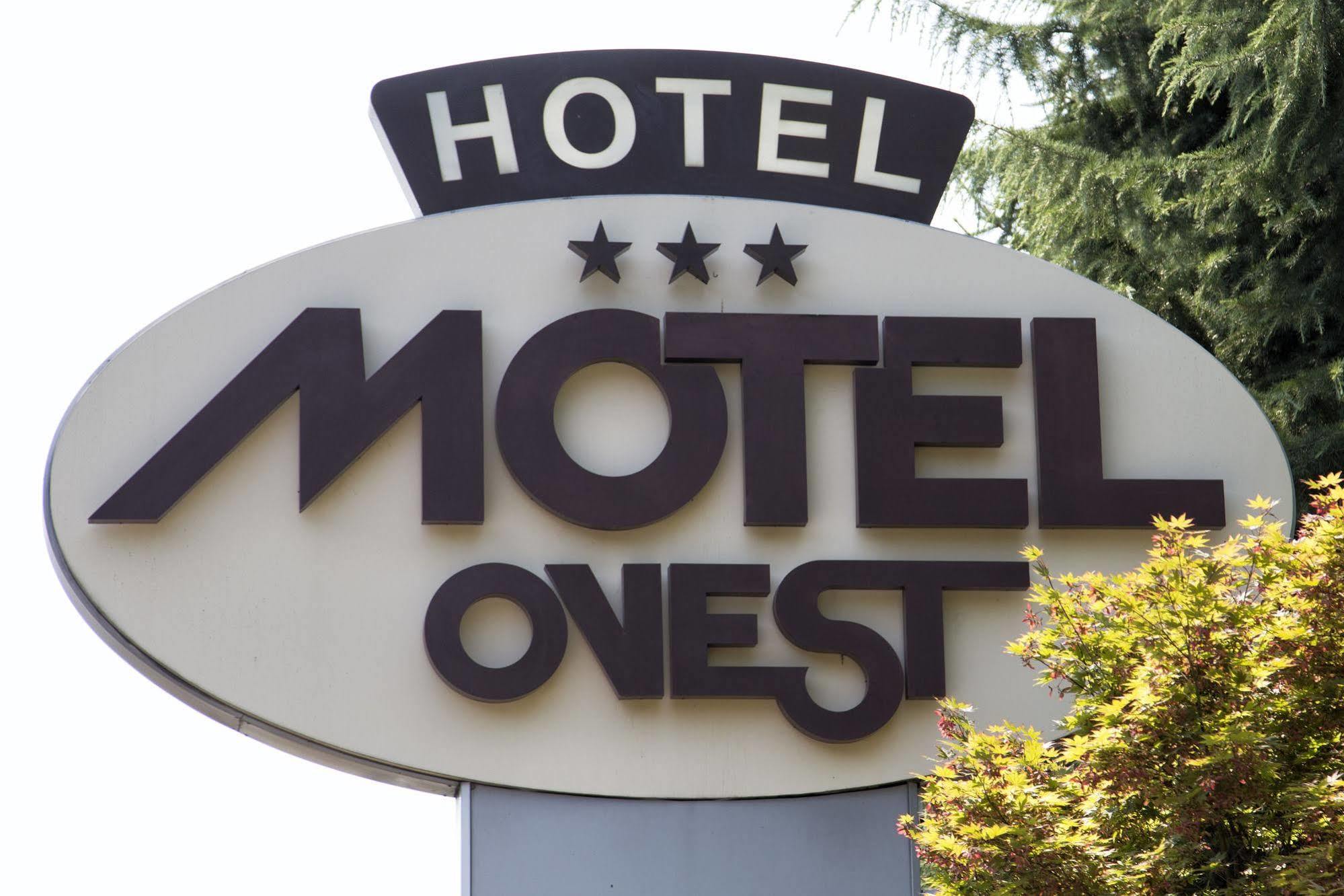 Hotel Motel Ovest Vittuone المظهر الخارجي الصورة