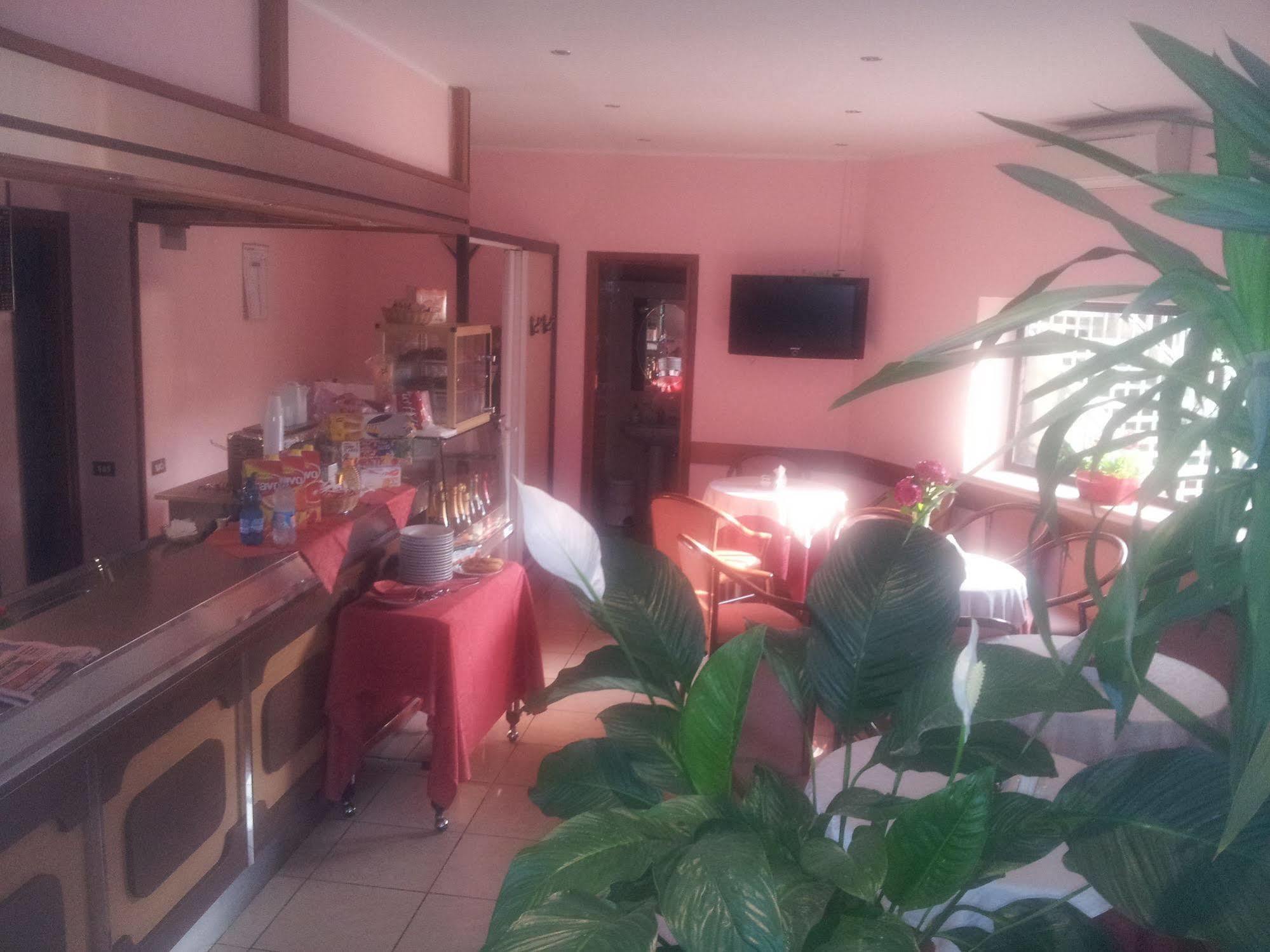 Hotel Motel Ovest Vittuone المظهر الخارجي الصورة
