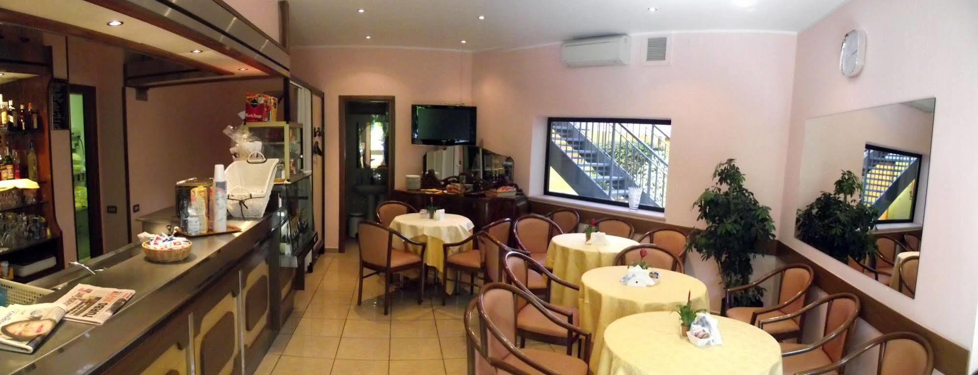 Hotel Motel Ovest Vittuone المظهر الخارجي الصورة